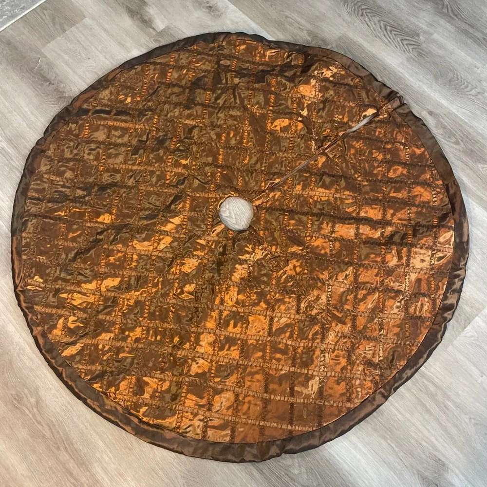 Bronze Metallic Quilted Taffeta Christmas Tree Skirt 47